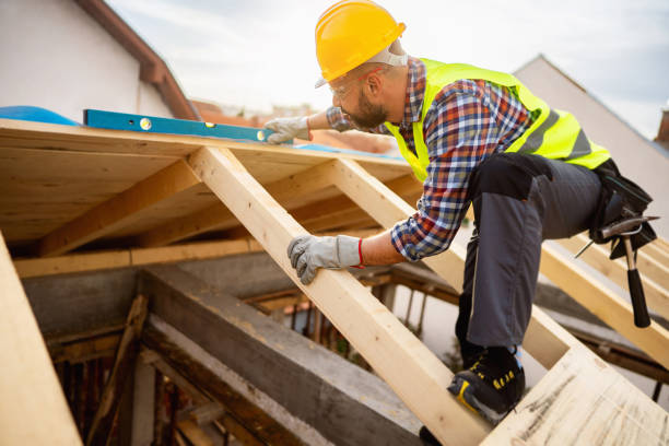 Best Roof Gutter Cleaning  in East Milton, FL